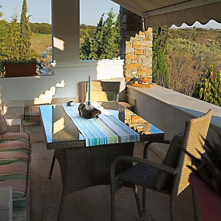 Lovely Apartm.Near Airport Kardia ภายนอก รูปภาพ