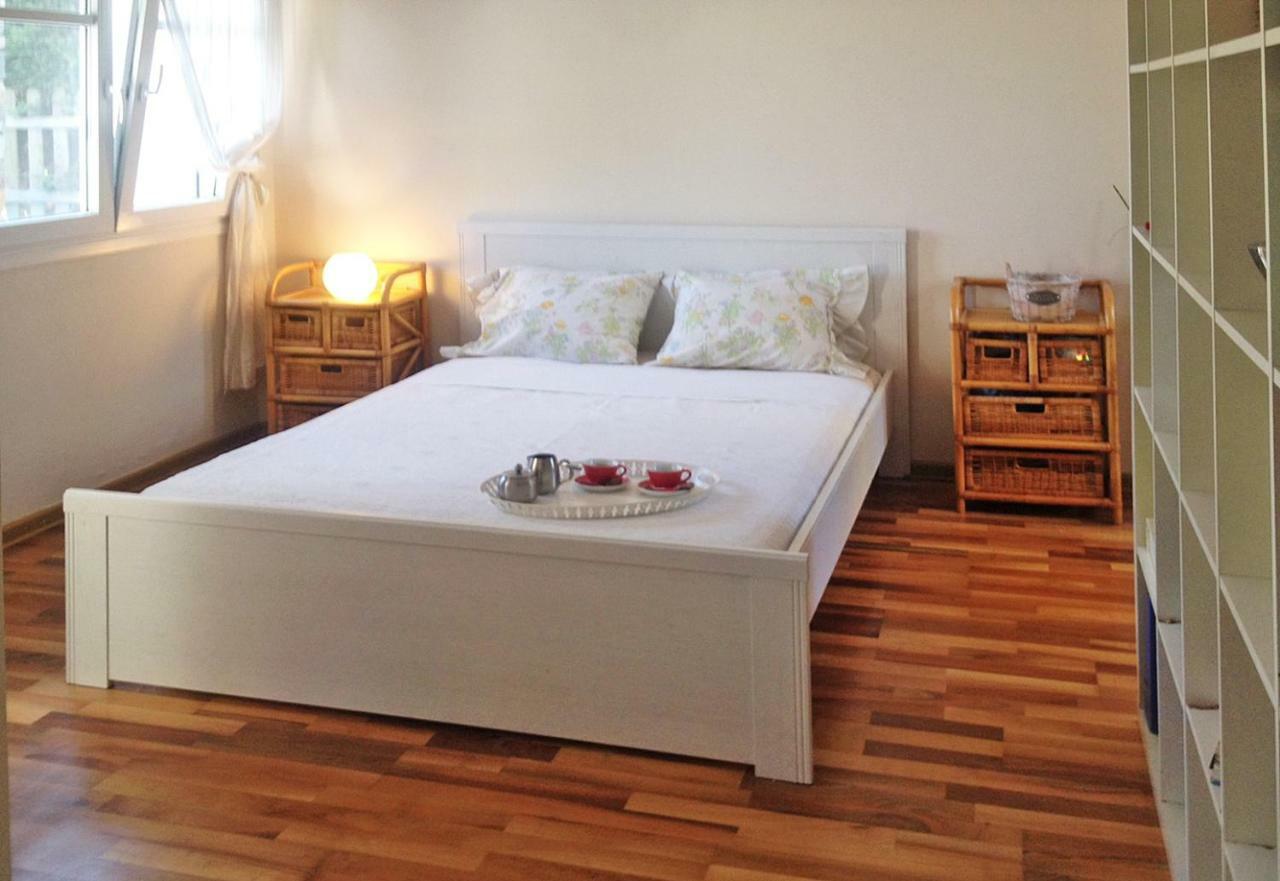 Lovely Apartm.Near Airport Kardia ภายนอก รูปภาพ